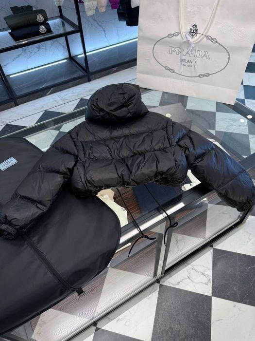 Пуховик Прада Prada жіночий натуральний качиний пух