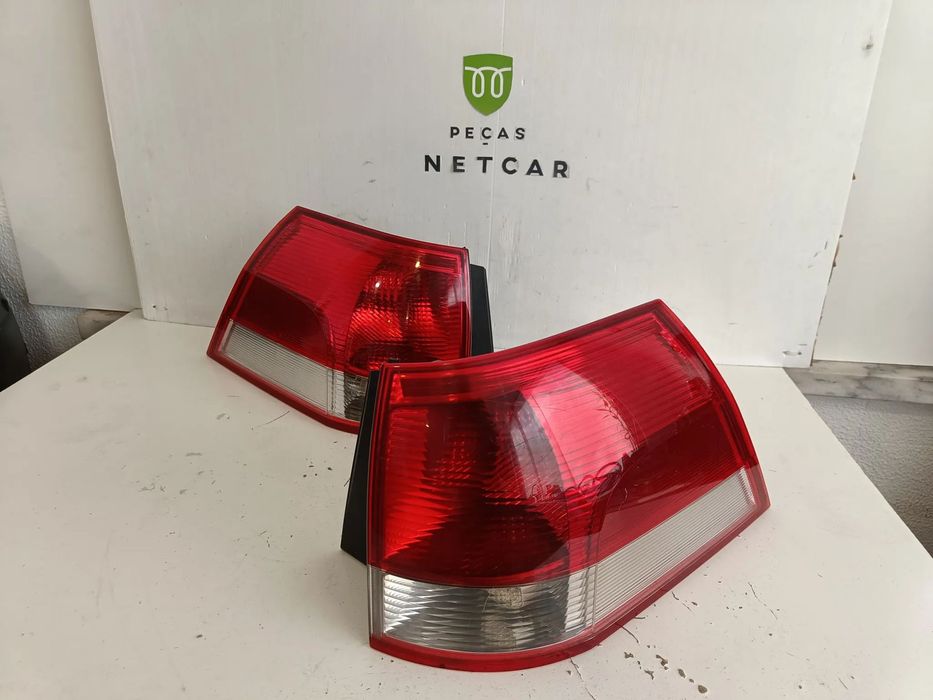Farolim farol Opel Vectra C SW carrinha 2006