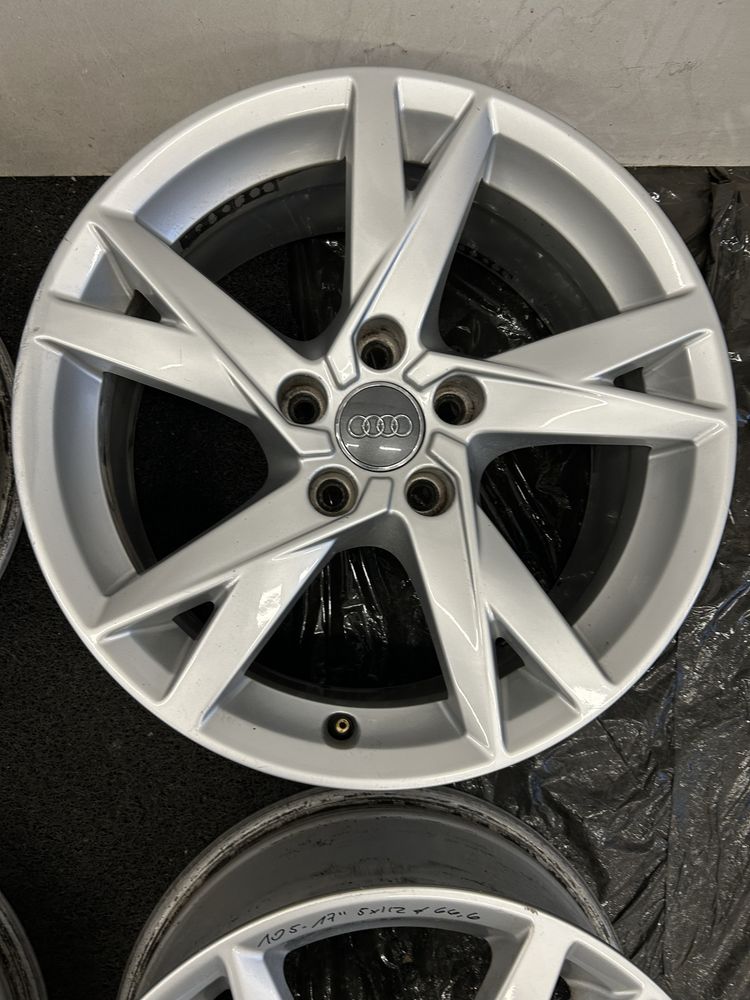 105 Felgi Aluminiowe Oryginał AUDI R 17 5x112 otwór 66,6 Bardzo Ładne