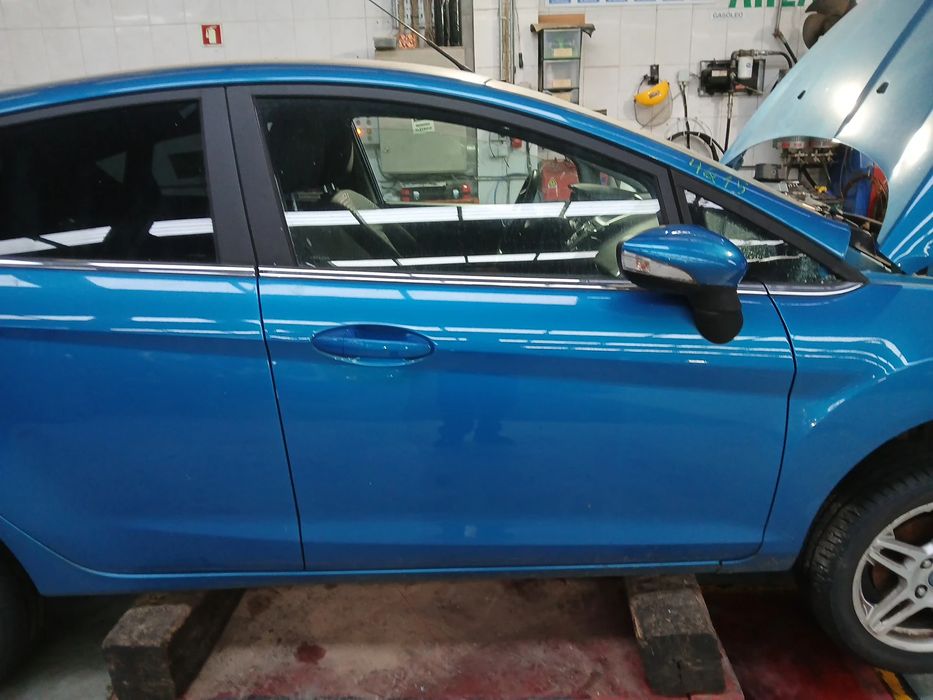 Porta frente direita FORD Fiesta VI (CB1, CCN)