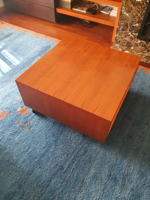 Mesa de apoio sala de estar com rodas