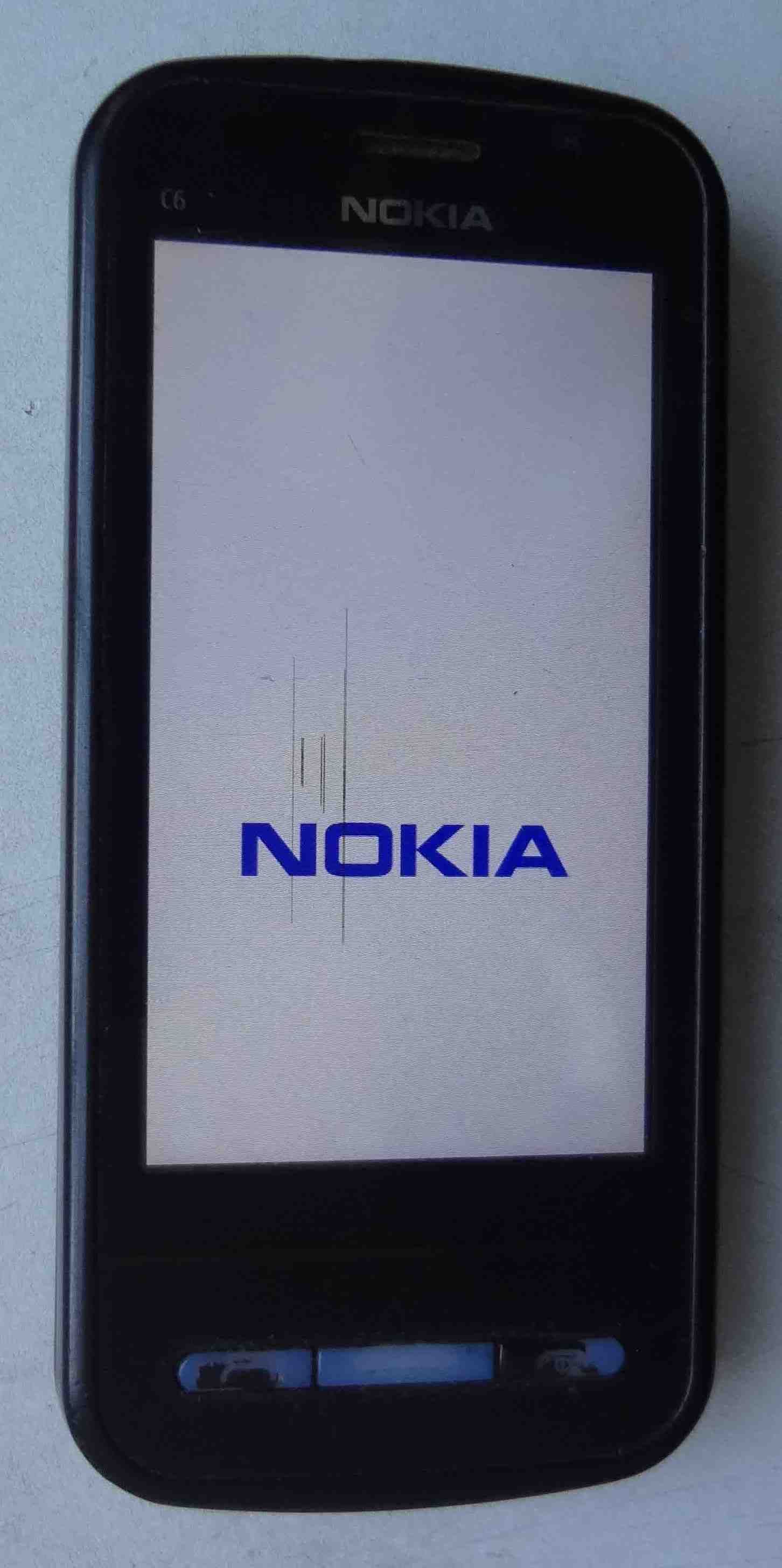 Смартфон Nokia C6-00, рабочий