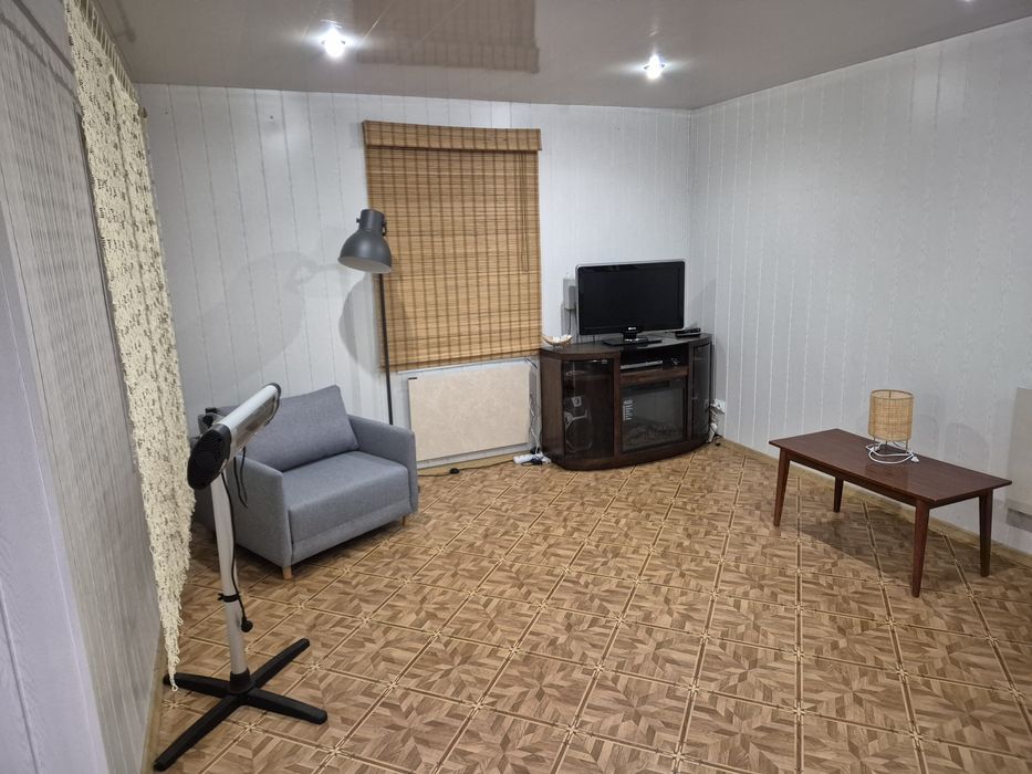 Продаж дача біля води