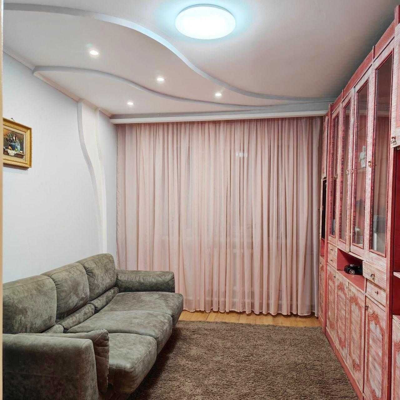 Продам 2-к кв-ру с ремонтом, 63 кв.м, на Промышленной (3-004-405 ОФ)