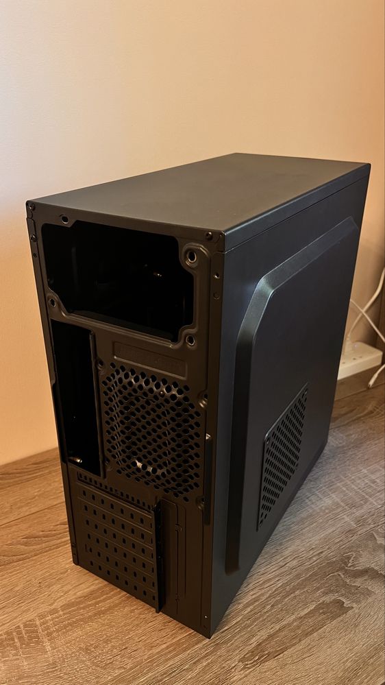 Корпус для пк vinga cs110b Atx, miniAtx,microAtx