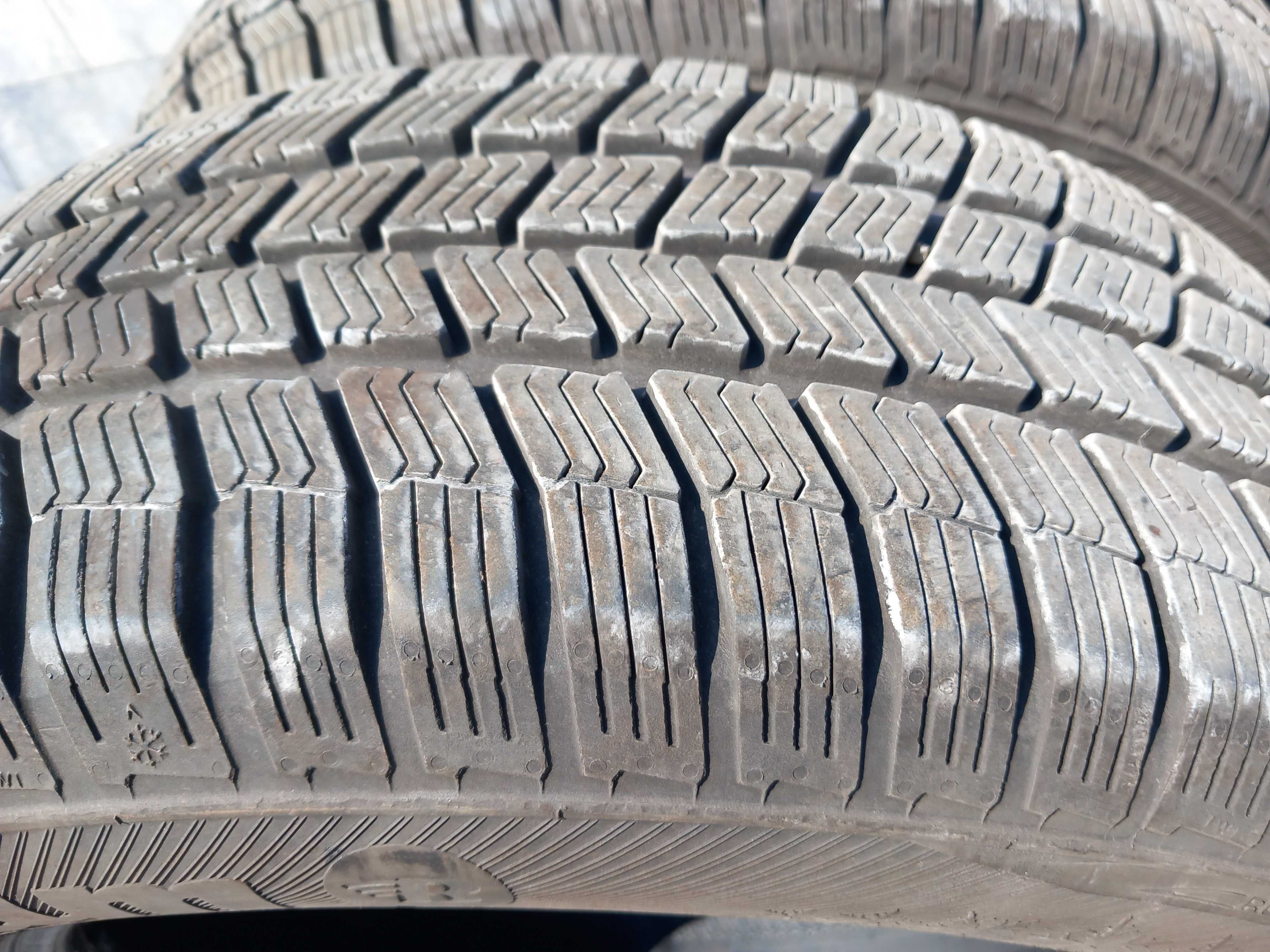 Opony zimowe 4 szt. Barum Polaris 3, roz. 195 x 65 x 15 cali