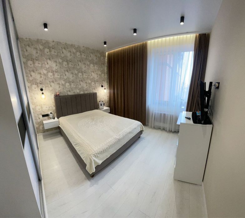 Продам 3 комн ЖК Аржанова