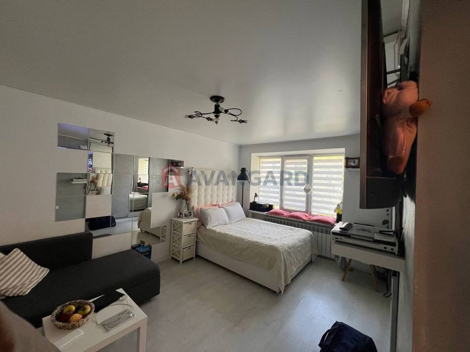 1к вул. Вишгородська Оболонь, озеро Міністерське, Епіцентр