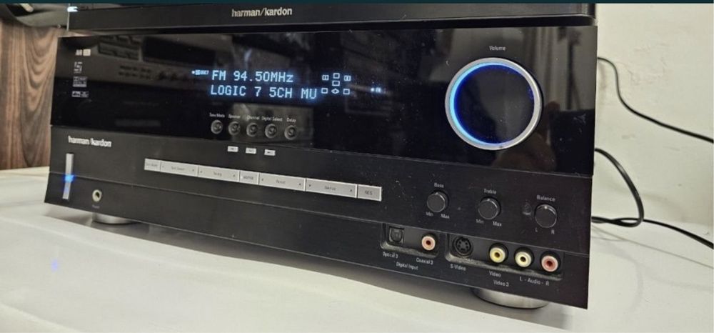 5.1 Amplituner Harman Kardon 135/230