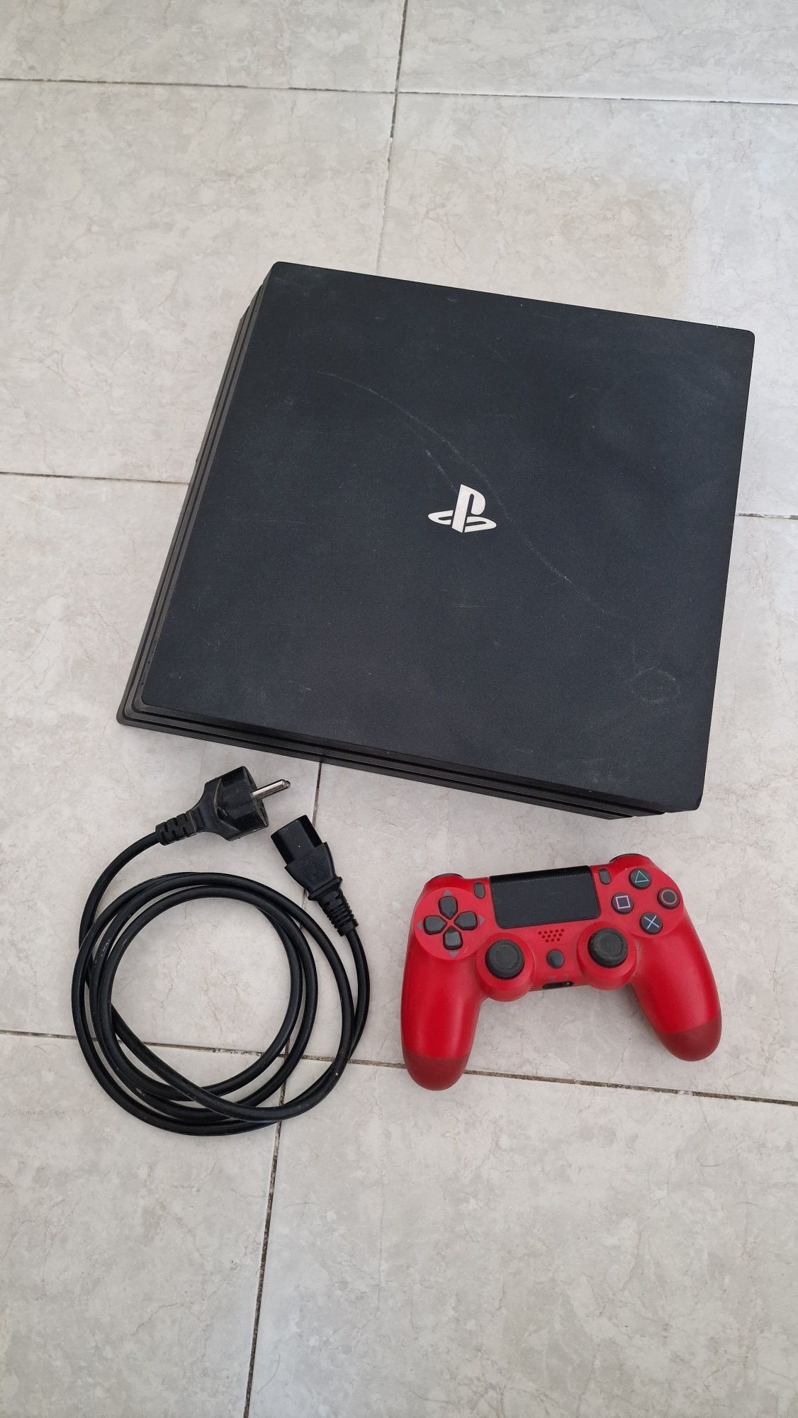 Ps4 PRO 1Tb - modelo CUH 7016B