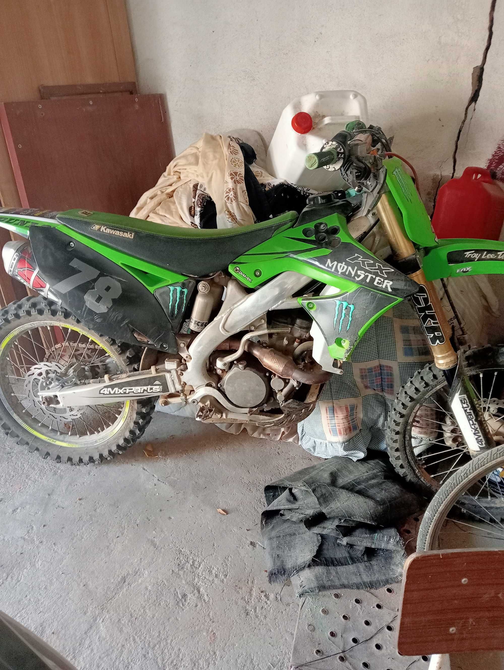 Kawasaki 250 4T IMPECÁVEL