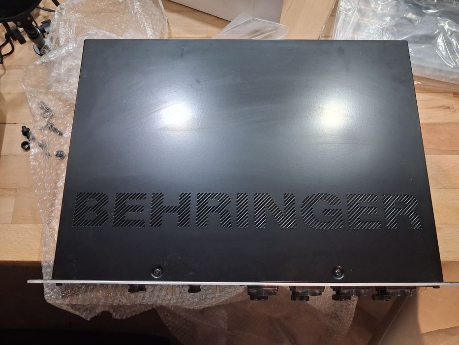 Behringer Model T1953 Tube Ultragain (Como Novo)