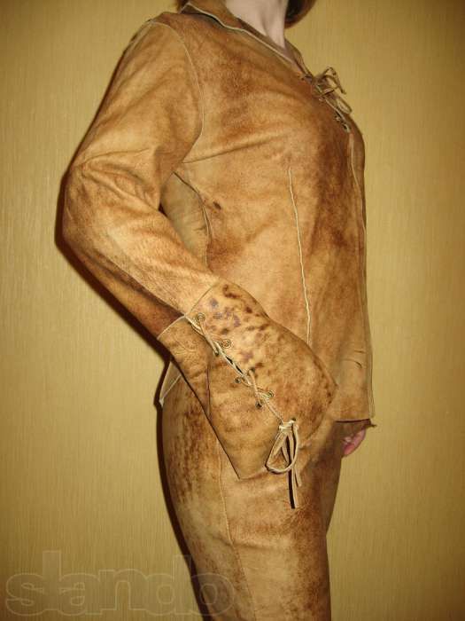 Костюм натуральная кожа - кофточка, брюки и юбка пр-во ИТАЛИЯ