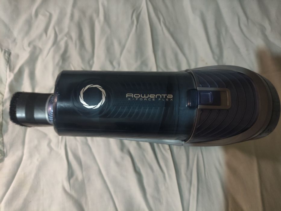 Продам бездротовий пилосос ROWENTA