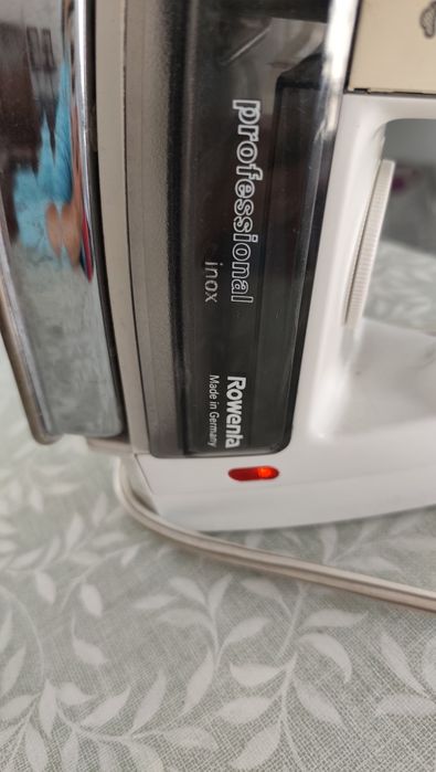 Ferro a vapor Rowenta profissional