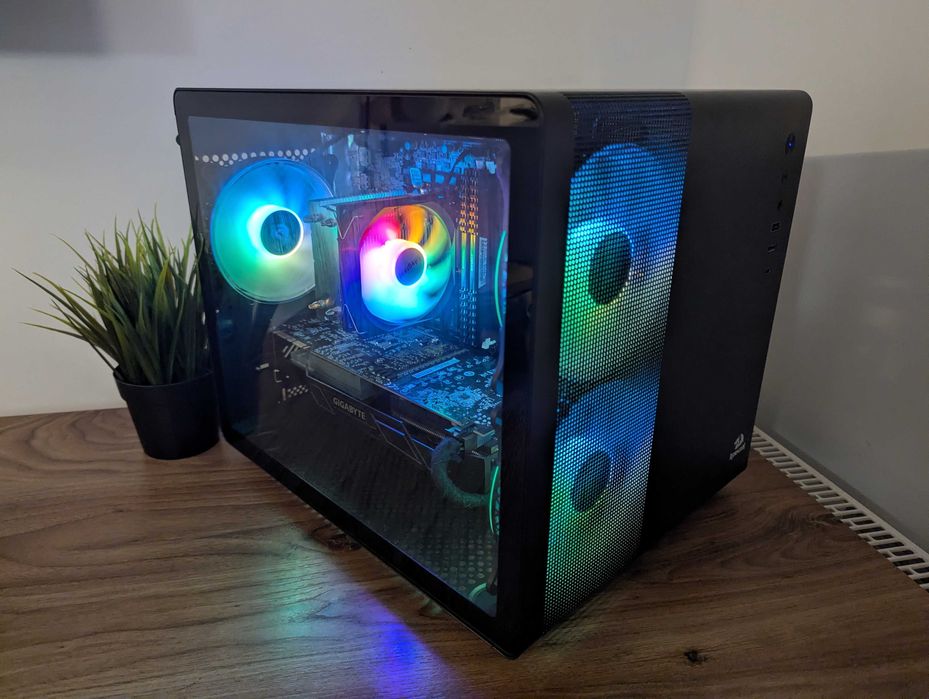 Komputer do Gier I5 8400 GTX 1070 8GB SSD RAM DDR4 16GB CUBE