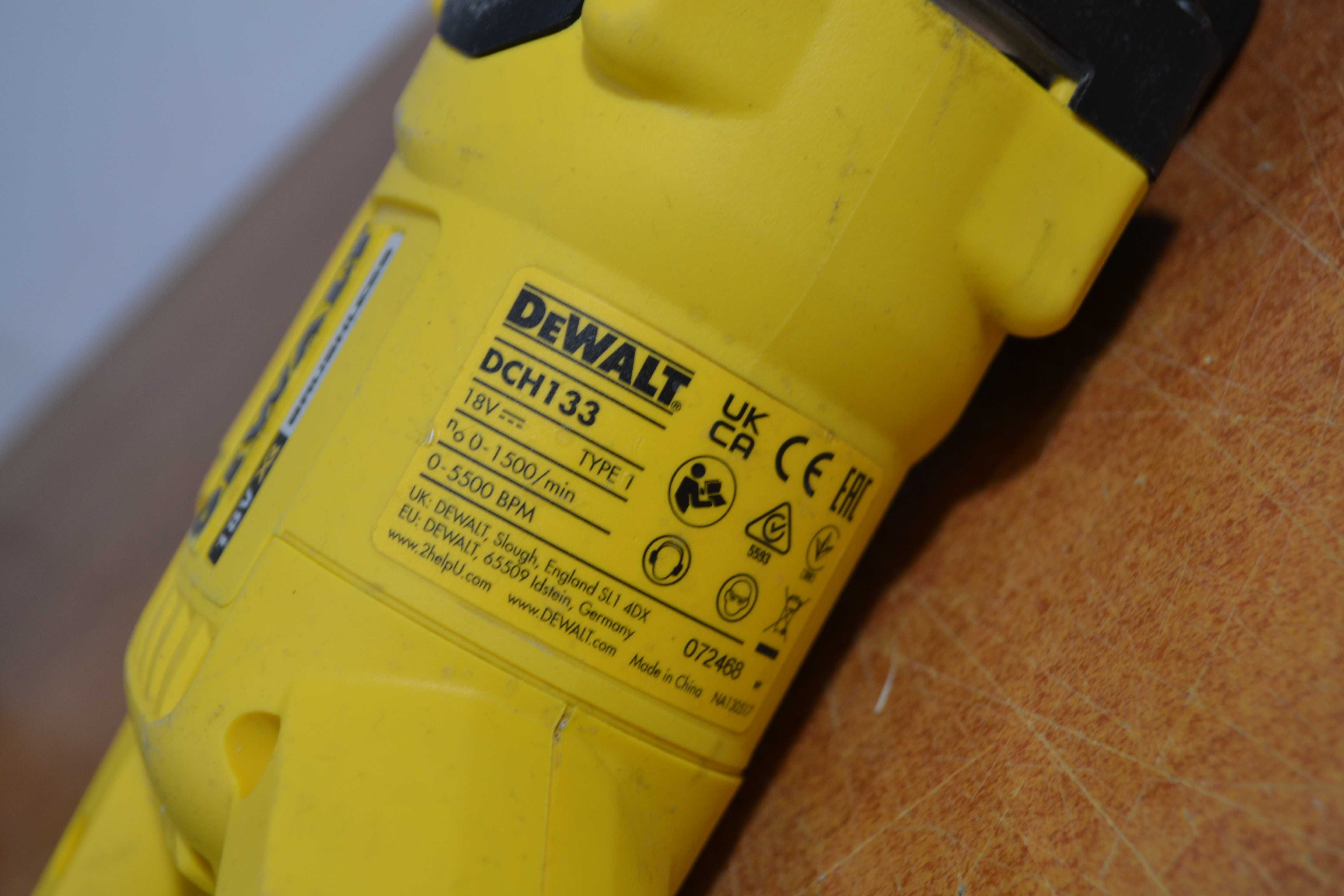 Młotowiertarka DeWalt DCH133 + 1x Bateria 5.0Ah i Ładowarka
