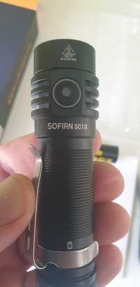 Sofirn sc18 latarka led