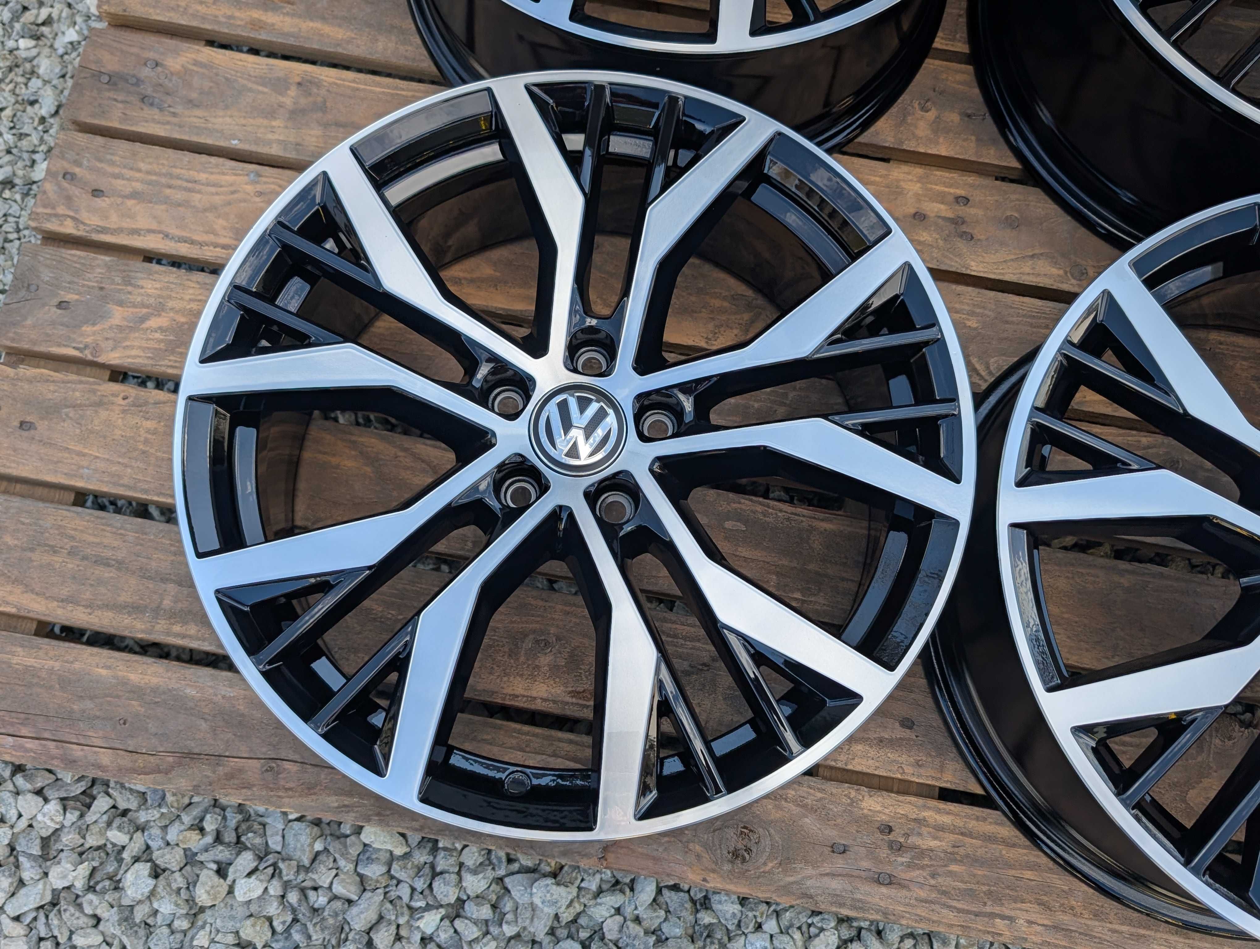 Oryginalne felgi VW Golf VII 19" 5x112 GTI GTD R 7.5J ET51