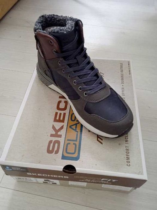 Зимові черевики Skechers водостійкі, р.42,44