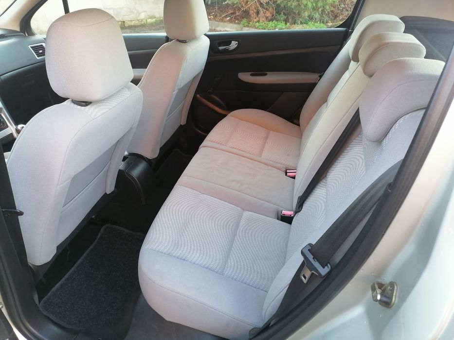 Peugeot 307*1.6hdi*90km*2005r lift*klima*niski przebieg