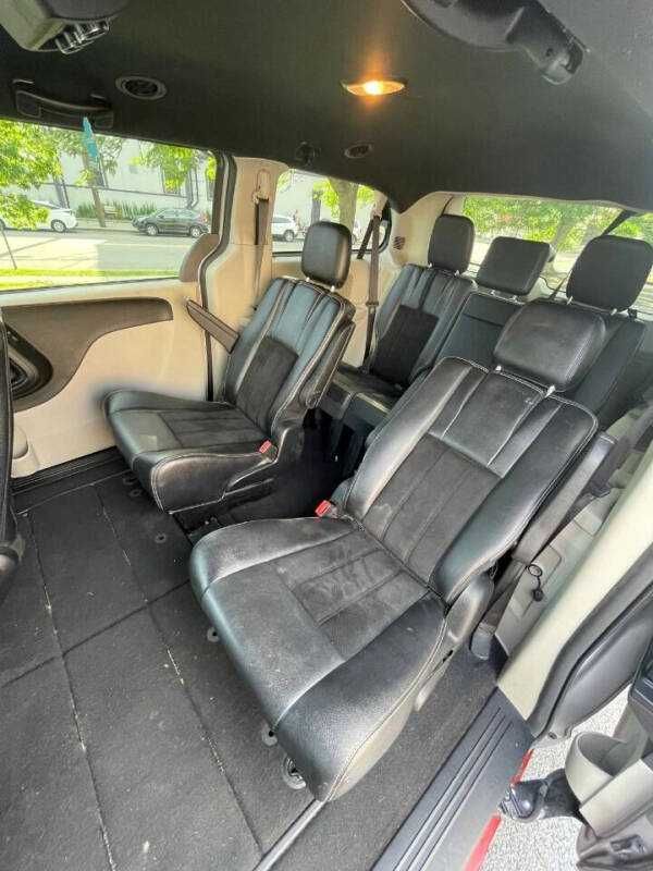 2017 Dodge Caravan