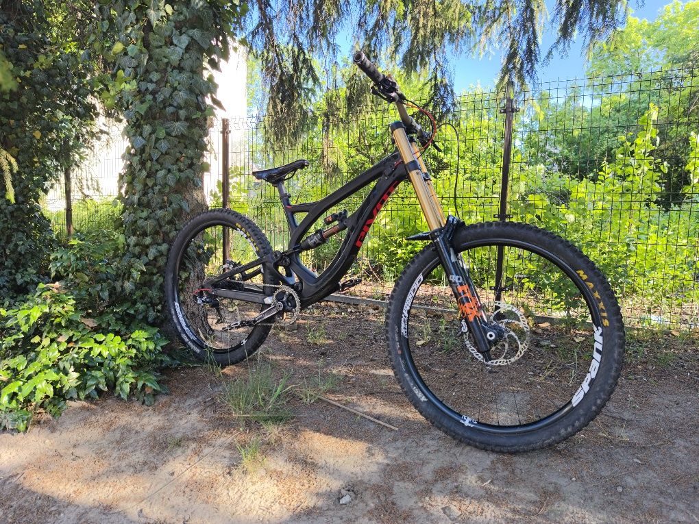 Pivot Phoenix m/l dh dw-link