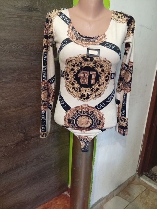 Body delikatne aksamitne