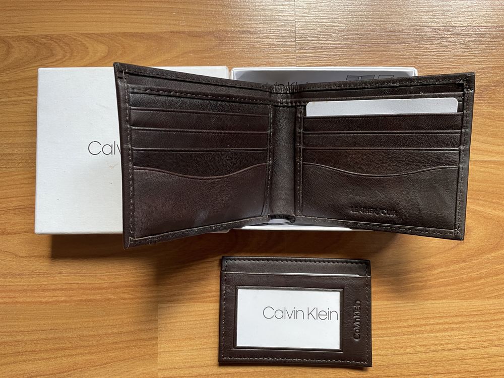 Carteira Calvin Klein (nova com etiqueta)