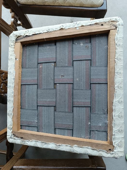 Stare krzesła do jadalni 6 sztuk