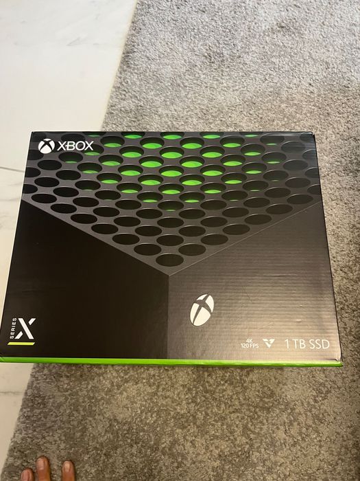 Xbox Series X – UŻYWANY, 2 pady