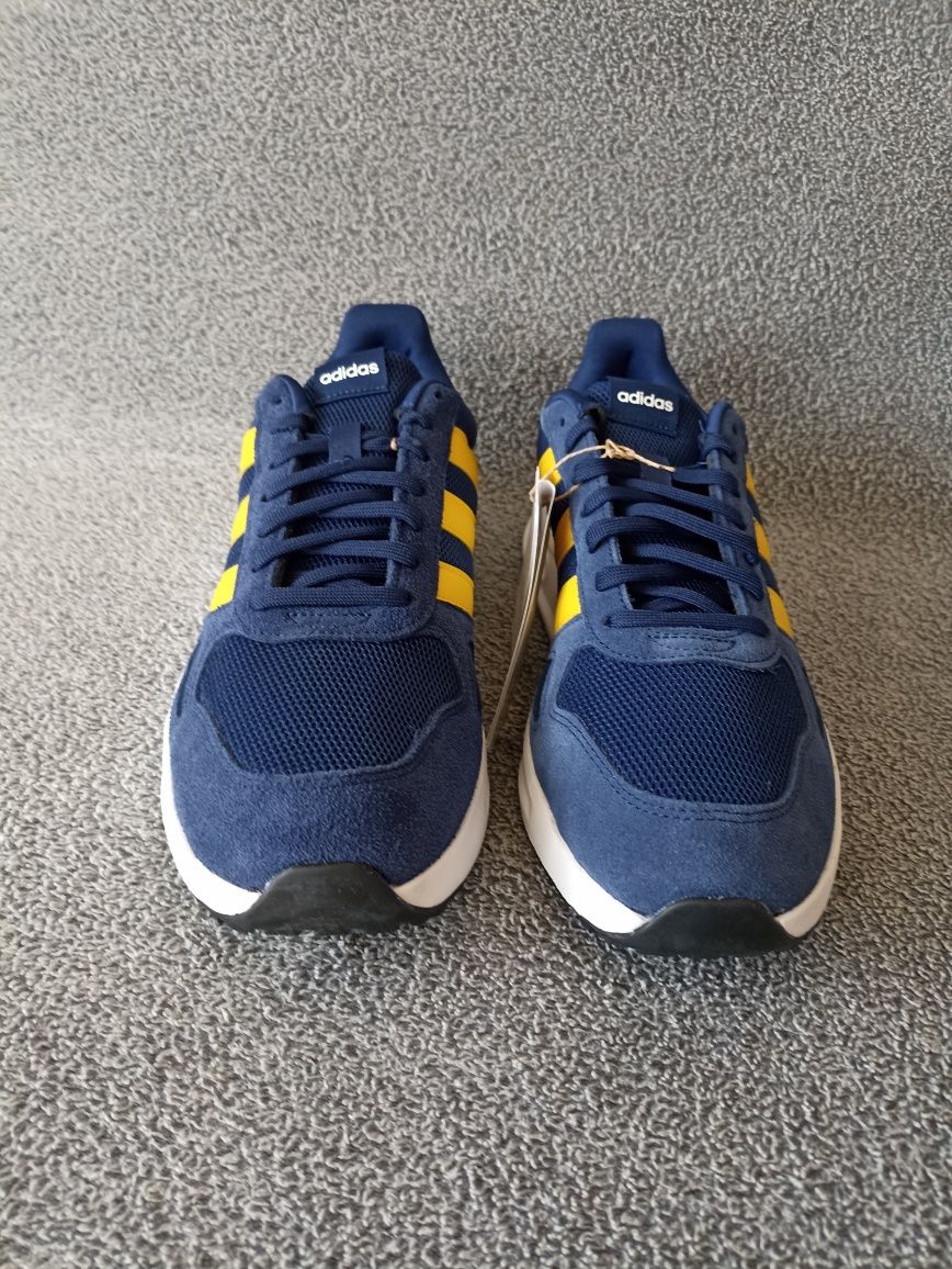 adidas - RUN84      R.46 2/3