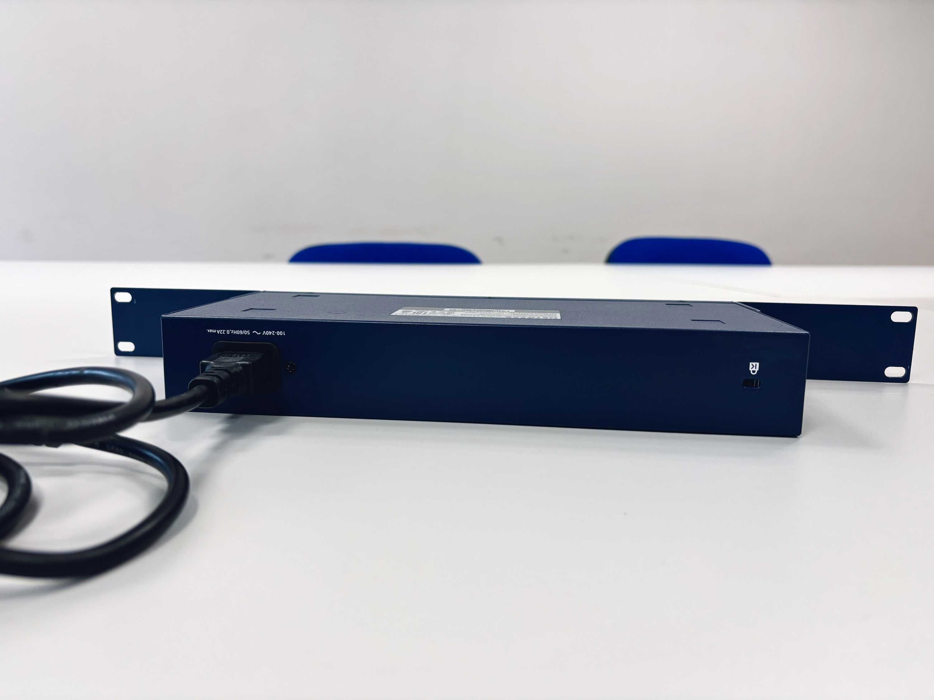 Switch Netgear ProSafe 24 Port JFS524v2