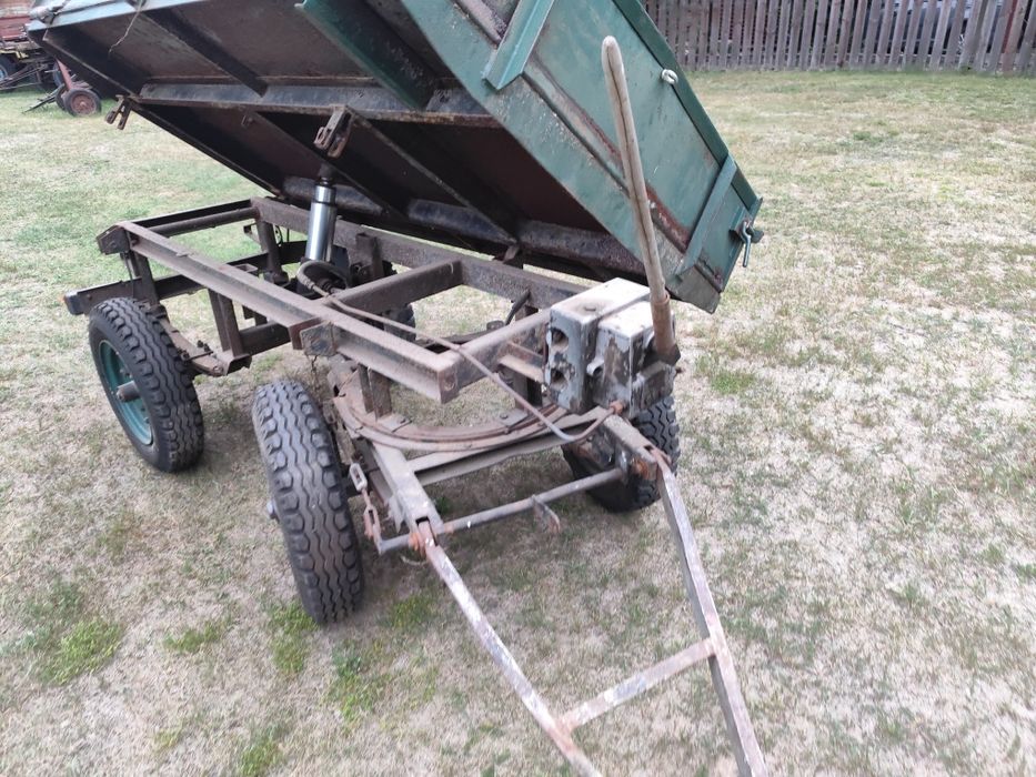 Przyczepka wywrotka pod mini traktorek