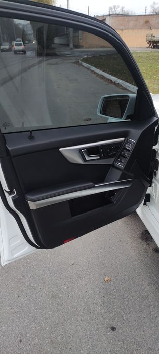 Продам Mercedes Benz GLK 250