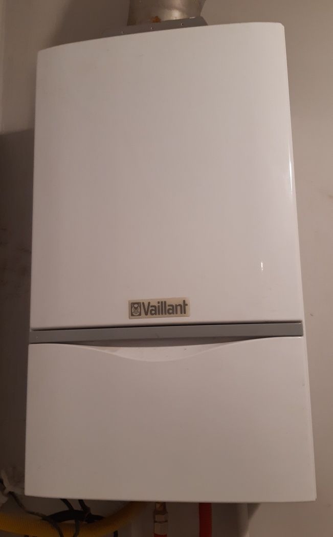 Piecyk gazowy dwufunkcyjny Vaillant atmoTec pro VUV PL 240/3-3