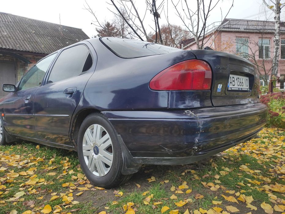 Ford Mondeo 1995 + В подарунок комплект запасних коліс на зиму