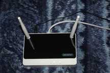 Router Eminent EM4544