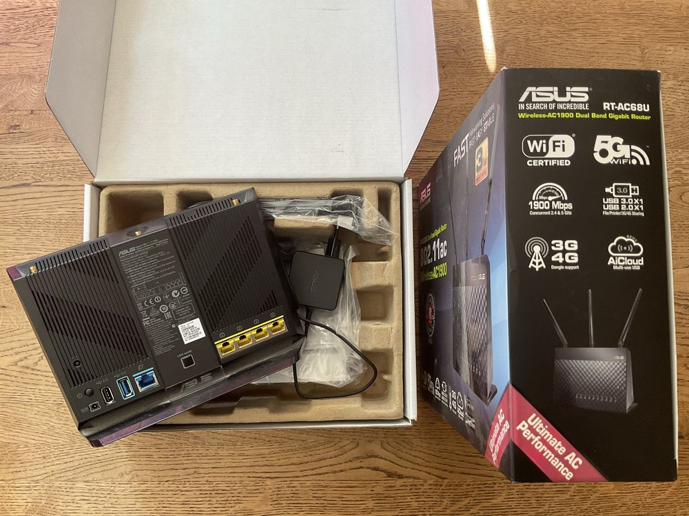 Router Asus RT-AC 68U
