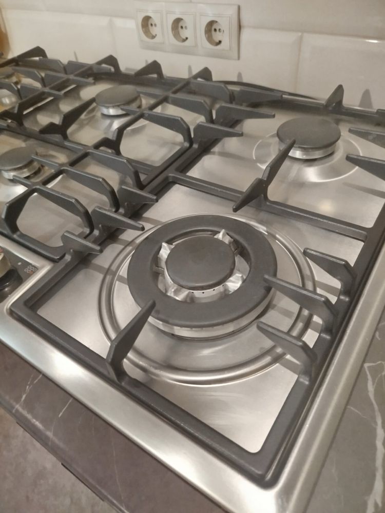 Газова варильна поверхня Neff T29S96N0 90 см, 6 камфорток