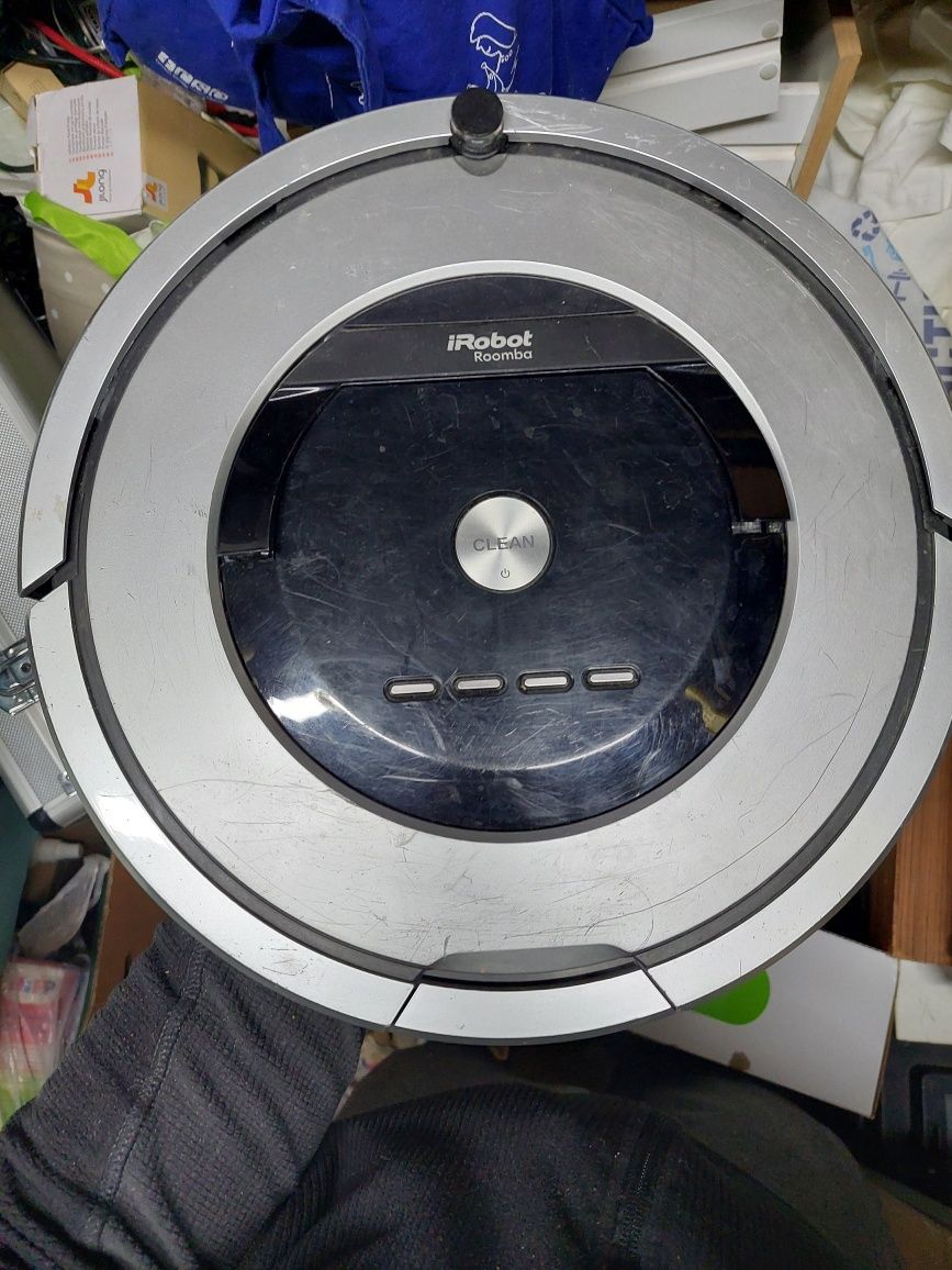 Robot sprzątający roomba 800