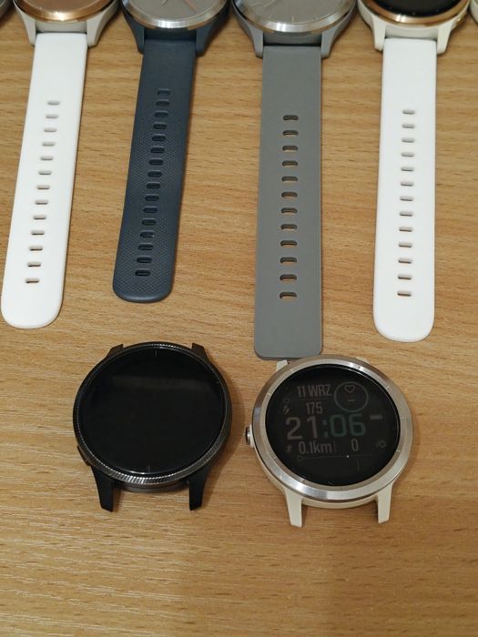 Garmin vivomove та інші