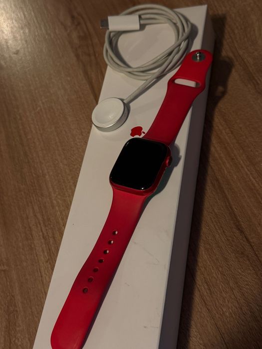 Apple Watch Series 8 (Product RED)