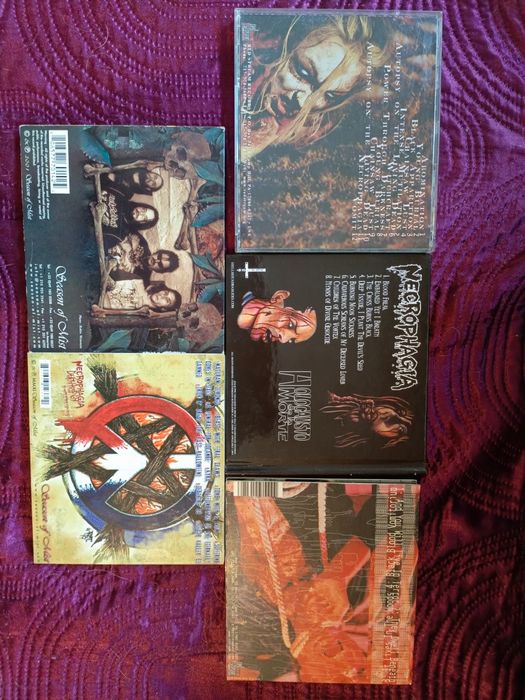 5cd  Necrophagia