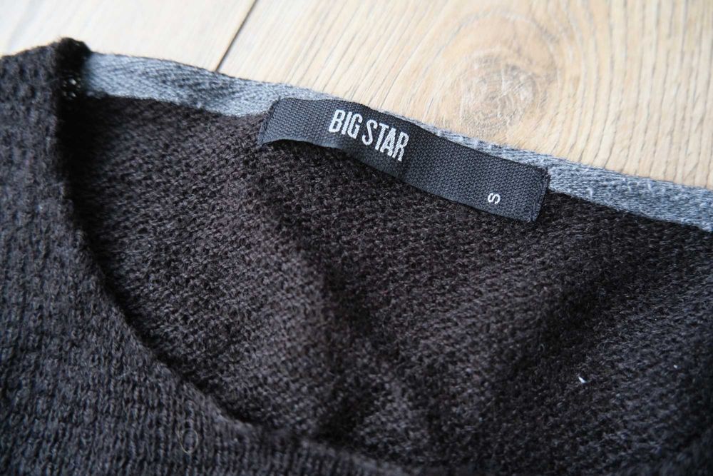 Czarny sweter Big Star
