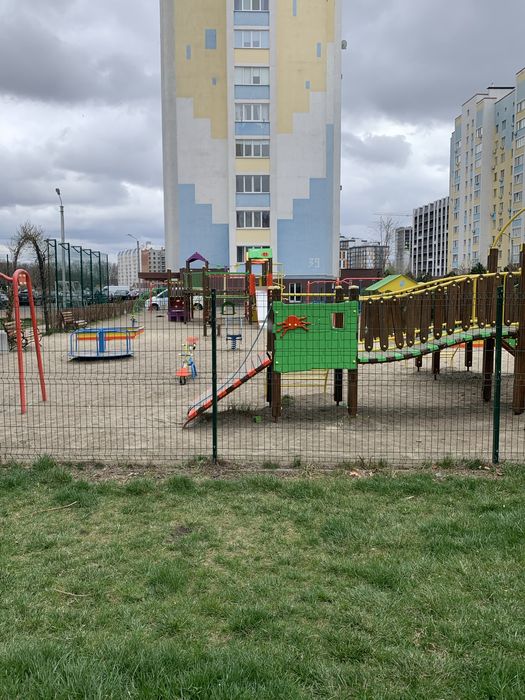 Однокмнатная ул Боголюбова срочно продам