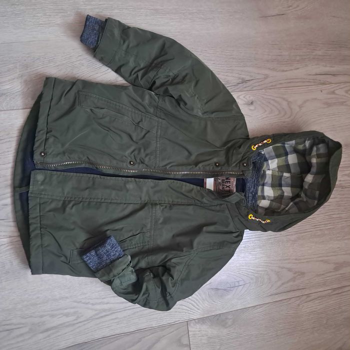 Kurtka zimowa chłopięca w rozmiarze 104