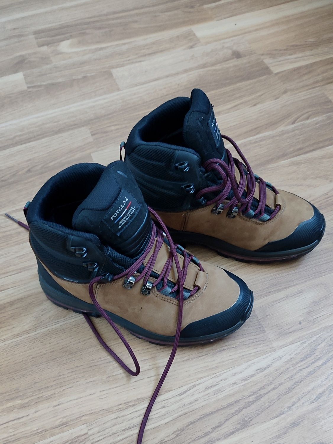 Botas Trekking TREK 100 Mulher (tamanho 36)