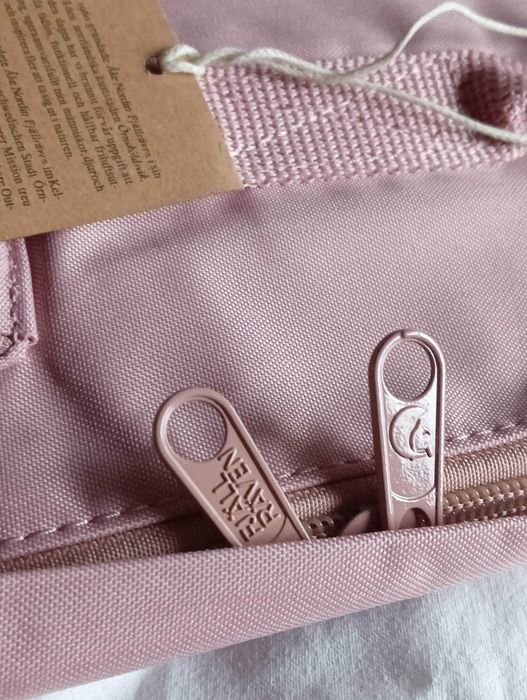 Pudrowy Róż plecak FJALLRAVEN KANKEN Classic - 16 litrowy