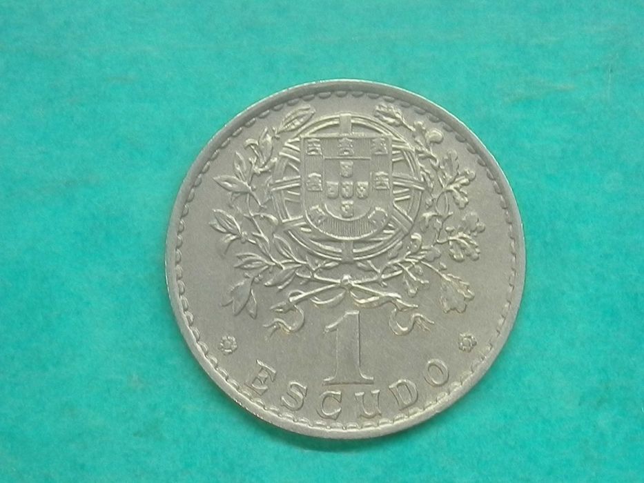 1200 - República: 1 escudo 1957 alpaca, por 1,50